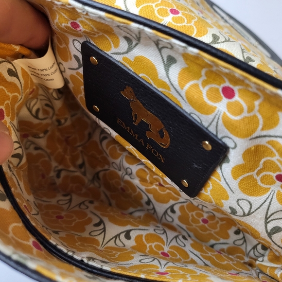 Emma Fox Black Pebbled Leather Gold Chain Crossbody Bag - Picture 8 of 9